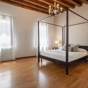 Apartment Design Palace By Wonderful Italy, Venice