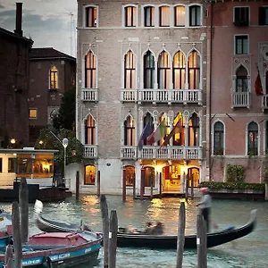 4* Otel Pesaro Palace